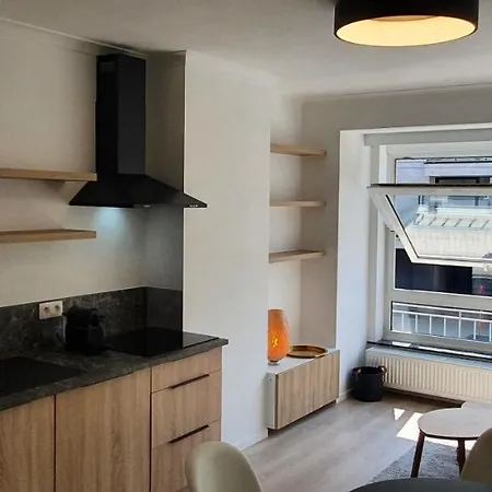Appartement 2 *